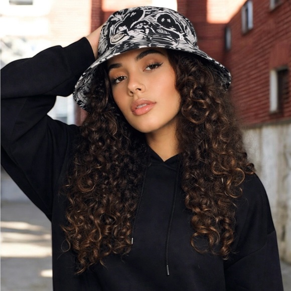 🆕🎁Adult | Reversible Bucket Hat - Picture 7 of 12